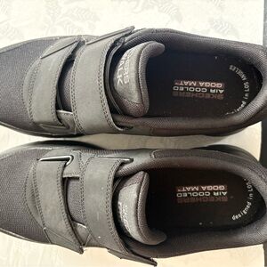 Skechers Men's Sneakers with Velcro Straps